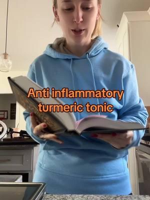 I trust barbara O’neill with my life 🤣 #antiinflammatory #tumeric #tonic #tumerictonic #barbaraoneill #holistictok #holisticrememdies #antiinflammatoryrecipes #holistichealth #homeopathicmedicine 