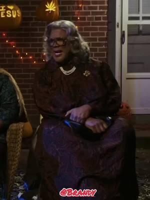 Trick or Treat Madea Style 😂😂 #lol #funny #haha #hilarious #comedian #tylerperry #madea #fyp #fypシ゚viral #fypシ #foryoupage #foryourpage #viralvideo #viraltiktok #like #share #commemt #follow #followme #trickortreat 