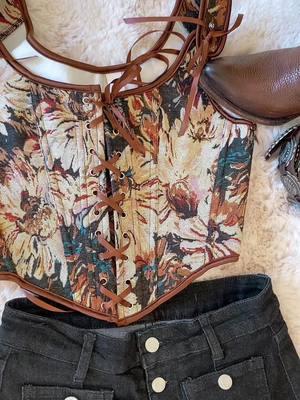 #oufitinspo #oufitvaquero #foryoypage #paratiiiiiiiiiiiiiiiiiiiiiiiiiiiiiii #eresbella #oufitsoftheday #outfits #corset 