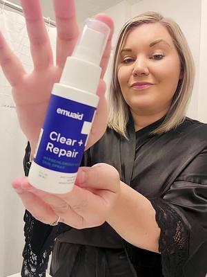 When flare-ups hit, this spray has your back (and your face, and your body). Meet the go-to multitasker your skin’s been waiting for: EMUAID® Clear + Repair Spray 💧 #emuaid #skincare #acnetreatment