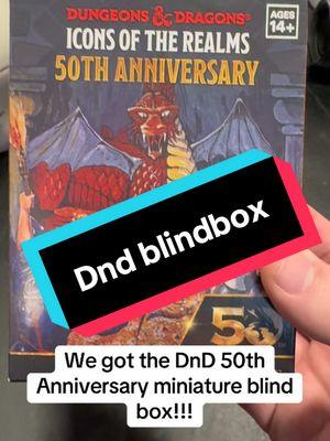 Dnd figure blind box . #dnd #dndtiktok #dnd5e #dungeonsanddragons #dndminiatures #blindbox #blindboxopening #dimension20 #criticalrole 