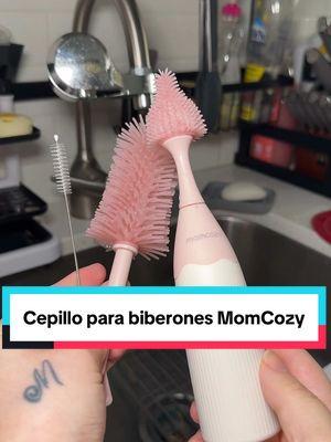 Uno de mis cepillos para biberones favoritos 🍼🥰  @Momcozy US #momcozy #bottlebrushset #bottlebrush #MomsofTikTok #bottlecleaning #biberon #limpiabiberones #mamadedos #mamaprimeriza #limpiando #momcozy #mamasdetiktok 