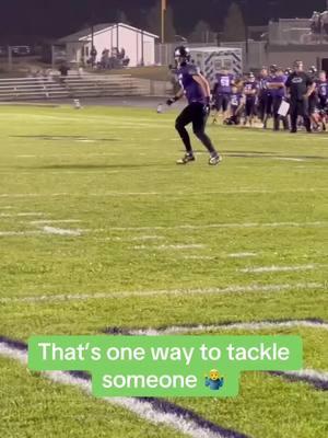 Using someone on the other team is crazy (Via: eliotclough/X) #renownsports #sports #football #tackle #athlete #nfl 