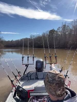 Sometimes the action gets so hot you don’t know which way to go 🎣🔥 #fyp #fishing #catfish #catchthefever #hellcatrods #pennreels #g3boats #yamahaoutboards #foryou 