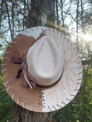 Drooling over this one 🤤🤤🤤 #laineymaeclothingco #burnedhatartist #fypシ 