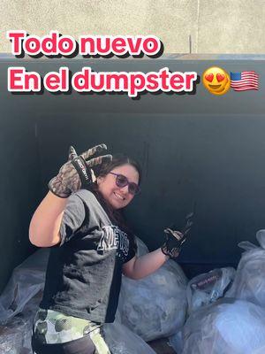 Mes de enero que alegría venir a estos dumpster y encontrar todas estas cosas buenas , nos vamos felices y llenos a casa 😍😱✊🇺🇸#fyp #dumpsterdadreal #fypviral #2025 #dumpsterdiving #usa🇺🇸 #usa_tiktok #añonuevo 