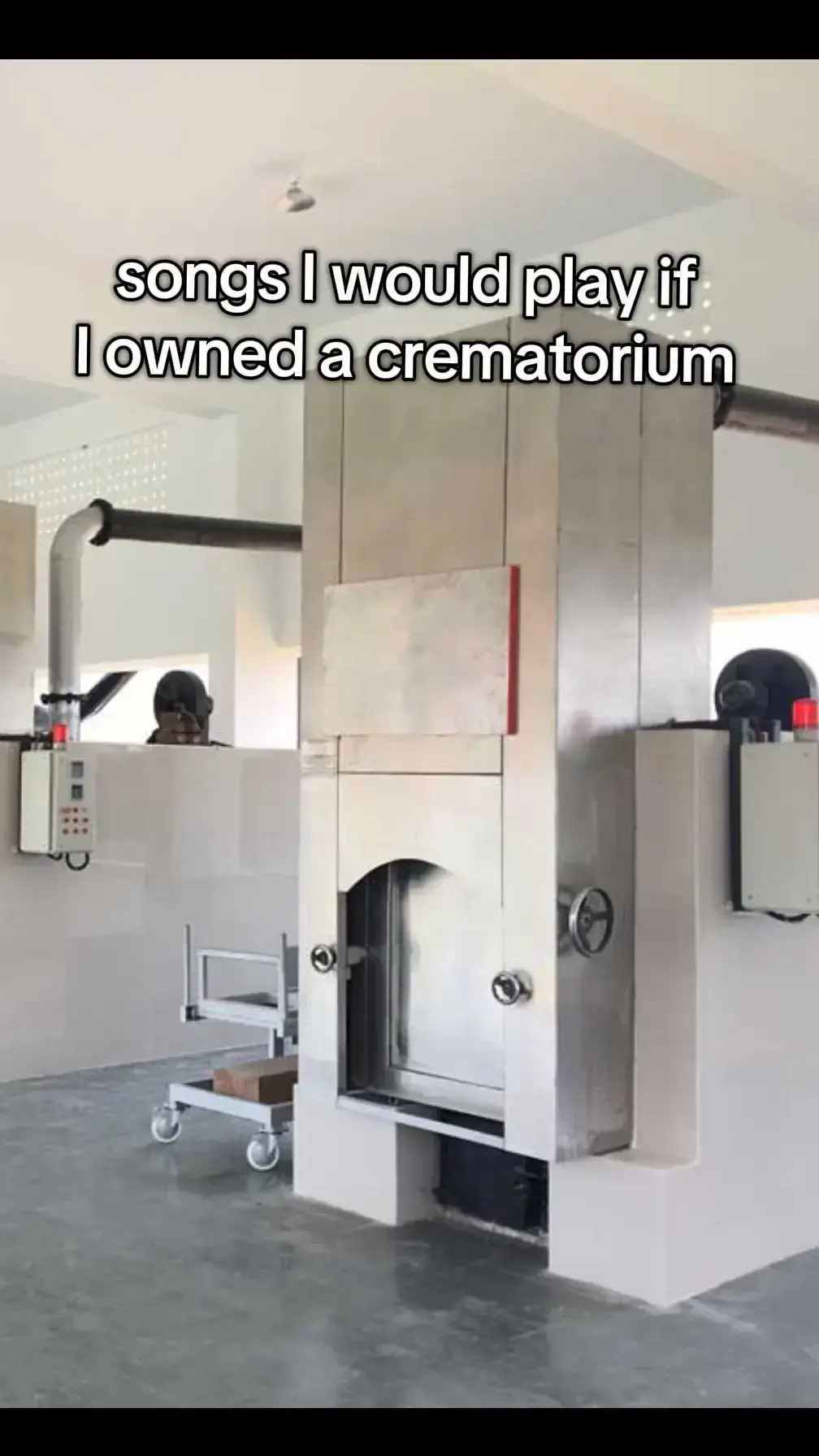 🔥 🔥🔥🔥🔥 #darkhumormemes #darkjokestiktok #comedy #artbyartemisthegemini #bunnithegemini #songsidplay #somebodythatiusedtoknow #songsidplayifiowned #darkhumourandjokes #crematorium #cremation #fireohioplayers #fire #morgue 