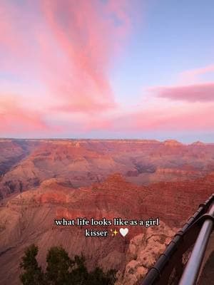 #lesbian #wlw #wuhluhwuh #winnerslovewinning #lgbtqtravel #lgbtq  #nationalpark #nature #grandcanyonnationalpark #grandcanyon #sunset #mountainsunset #grandcanyonsunset #nationalparks #naturelover #daytrip #travel @Katy Churchwell 