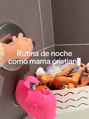 Mi guerrera de oración 😭🕊️✝️🫂🌸 #mamasoftiktok #mamaslatinas #parati #rutinadenoche #MomsofTikTok #ilovebeingamom 