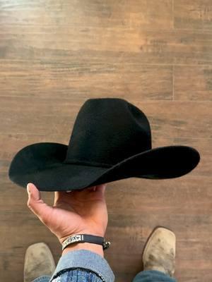 10x Biggar Hats Black Grizzly  7” Crown 4-1/2” Brim  Black white aces patch  • • • #herradurahats #godfirst #cowboyhats #cowboy #customwork #rodeo #charreria #socal #661 #hatshaping #hatshaper #biggarhats #hatshaper #fyp 