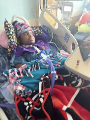 My babe has a great day! She watched Soul and got up to her chair for a while. #fightlikeleeah #leeahtough #fyp #viral #trending #jahleeahsjourney #cranioplasty #tbisurvivor #trach #cincinnati #foryoupage #cincinnatichildrenshospital #blackgirlsoftiktok #phase3 #tbiawareness #tbirecovery #ohio #disney #disneymovies #disneymovie #jaimiefoxx #soul 