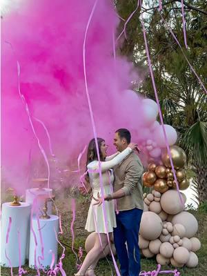 Amazing Powder Blasters gender reveal at C B Smith park.💕✨🎉 #genderreveal #genderrevealmiami #genderrevealparty #recap #genderrevealideas #genderrevealworld #miamigenderreveal #charevelacaoideias #miami 