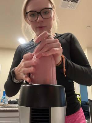 My favorite protein smoothie 🧃 #proteinshake #proteinsmoothierecipe #proteinsmoothies #proteinsmoothie #fruitsmoothierecipe #fruitsmoothies🍉🍏🍌🍇🍈🍍🍊 