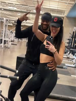 A fail or a win?! Depends on the goal, right?💪🏾💪🏼🤪💯 #fitness #fitcouple #gymprobs #goals 