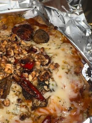 VEGAN PIZZA 🍕🍕🍕😮‍💨😮‍💨🤤🤤🤤 I done messed around and been juicing & eating vegan 😮‍💨🤤🤤😮‍💨 Look at this Vegan Pizza I made topped with homade tomato sauce, walnut meat, cheese,sun dried tomatoes, mushrooms & onions  #delicious #vegan #veganrecipes #veganpizza #pizza #italian  #fyp #foryoupage #Foodie #blackchef #atlantafood #explore #food #foodnetwork #insta #blackchef #atlantachef #instaxchallenge #chef #instagram #threads #facebook #youtube #chellethecateringcutie #chellethecateringcutie5 #vegancheese #veganitalianfood 