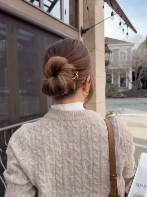 Grab + go chic by the stunning @Nichole Ciotti using the DP Serpent Pin🐍 #dppin #frenchstyle #hairpins #frenchpin #hairtrends #hairaccessoriesinspo #hairtutorials #hairtutorial #fashiontok 