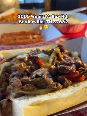 Our food even makes Bigfoots mouth water! 🦧🦧🤤 2005 Wears Valley RDSevierville, TN 37862 Full menu with all of our options @ bigfootphilly.com 👍🏼#bigfootphillycheesesteaks #phillycheesesteak #tennessee #restaurant #chickencheesesteak #food #vacation #marketing #tasty #cooking #delicious #restaurantlife #restaurants #foodiegram #knoxville #pigeonforge #sevierville #easttennessee #wearsvalley #georgia #florida #cheesesteak #foodstagram #travelgram #bigfoot #bigfootmuseum #foodporn