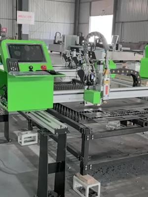 #lasercuttingmachine#lasercutters#laser Portable gantry laser cutting machine, blue or green?