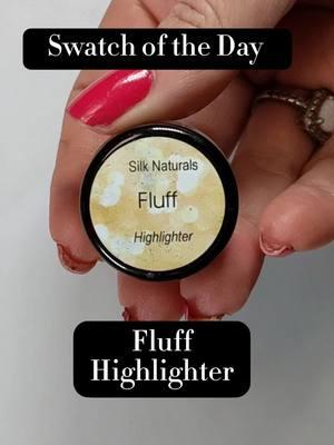 We're counting down our most popular colors this week! Fluff edged-out Saddle Up to take the #10 spot this year.  It's a staple on the list, and in a lot of makeup bags because it's an incredibly versatile!  You can use it on your eyes, cheeks or lips! #silknaturals #indiemakeupbrand #highlighter 