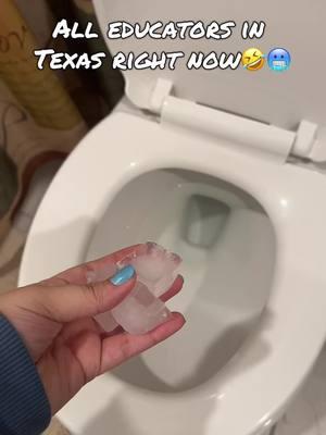 Anything to manifest a snow day 🤣🤣 #snowday #texassnowday #texassnow #texas #funny #snowstorm #winter #winterstorm 