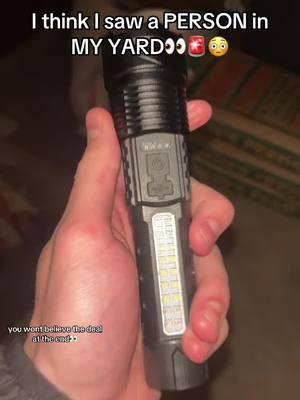 Idek how this thing is legal… and why did i see a person. #flashlight #coplightsflashlight #blueandredlights #portableflashlight #adjustableflashlight 