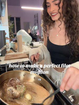 This one’s for the girlies I promised 🤞🏼 -how to make the perfect filet mignon! 🥩🫶🏼 #steaktok #filetmignon #steaktutorial #steaknight 