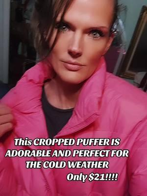 Cropped PUFFER JACKET 5 COLORS #coldweather #texasstorm #wintercoats #cropped #croppedjacket #pinkcoat #puffit #pufferjacket #croppedpufferjacket 