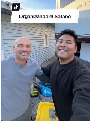 Organiza con nosotros el sótano de la nueva casa rodante. Teníamos un montón de cosas que ni nos acordábamos que tieniamos jaja #organizaconmigo #organizando #nuevacasa #casarodante #carlosdia 