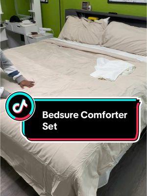 This Bedure comforter set is seriously soo comfy. It has the perfect thickness too. #bedsure #bedsureblanket #comforterset #comfortersets #blanketlife #bedding #beddingsets #beddingset @Bedsure #treasurefinds #spotlightfinds #ttsdelight #giftguide #ttsdelightnow #ttslevelup #newyearnewaura #mademyyear #tiktokshopcreatorpicks #tiktokshoppicks#winterwardroberefresh #tiktokshopcreatorpicks #tiktokshoplastchance #tiktokshopyearendsale #tiktokshopjumpstart #tiktokshopjumpstartsale  #tiktokshoploveatfirstfind #fashionlookbook 