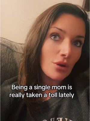 Super odd #snowday #fyp #winterishere #winterbreakideas #snowday #singlemom #singlelife #datingadvice #trending 