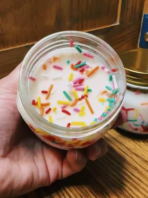 These are some of my favorite ones to make - so festive 🥳 #birthdaycakecandle #sprinklescandle