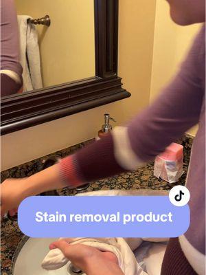 NOT SPONSORED— Hispanic secret to stain removal 🧼🫧 🥲🤩 #Zote #stain #mom #latina #mexico #mexicotiktok #peruana #momtok #laundry #fashion