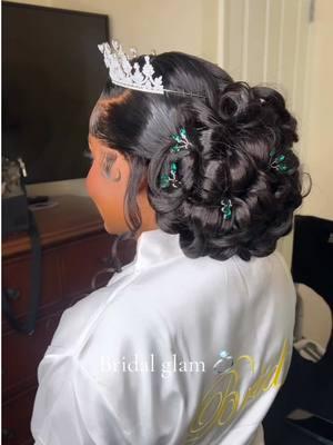 Because every bride deserves a crown 👑 💍🥰 #OrlandoWeddingHair #BridalHairOrlando #WeddingHairstylist #OrlandoBrides #WeddingHairInspiration #OrlandoStylist #weddingmagic #blackbride #blackbridalhair 