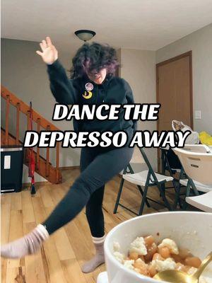 I just barely came out of a 3 week long blues and I don’t want to go back.  If you’re struggling you’re not alone! 💜🌙✨🫶🏻 #depresso #singlemom #MentalHealth #dancewithme #dancethedepressoaway #mom #lifeafterdivorce #grief #lifeafterloss 