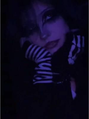 <3  follow my instagram account kill.ingkels & kill.kels i don’t wanna loose everyone when tiktok goes down !! #2020tiktok #emo #emomakeup #2020tiktoktrends #2020tiktoksounds #2020tiktokdance #2020tiktokstyle #emogirl #alternative #alttiktok 