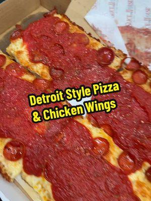 Detroit Style Pizza & Chicken Wings #pizza #detroitstylepizza #wings #chickenwings #pepperonipizza #mukbang #fypシ 