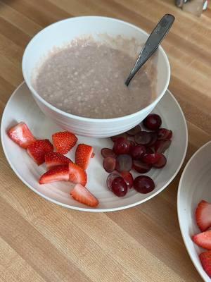 #toddlerbreakfast #kidsbreakfast #momlife #momof2 #mamadedos #desayuno 