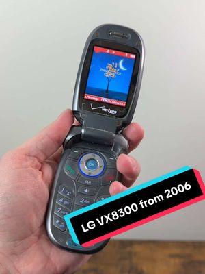 Remember the LG VX8300 from 2006? #lg #vx8300 #flipphone #verizon #retro #2006 #tech #techtok #ianstech 