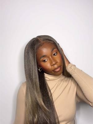 Another affordable unit, worn out in public that got sooo many compliments omg  #Outre#outrehair#outrewigs#syntheticwigs#syntheticwig#syntheticwigslay#meltedhairline#wiginfluencer#affordablewigs 