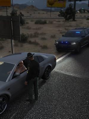 Conductor hace un giro imprudente.......#gtav #gta5 #gta #gta6 #gta5_funny #gaming #gamer #fyp #foryoupage #gta5clips #gta5online