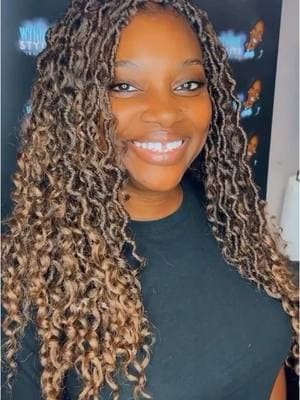 Crochet LOCS in 45 minutes at that!! Make life easier, book with WYNN! 👌🏾😮‍💨🥇 • • • • • • @wynning_stylez @wynning_stylez  #tampahairstylist #tampabraider #tampafl #crochetlocstyles #tampahair #beforeandafter #crochetlocs #hairtransformation #tampacrochetstyles #stpetehair #explorepage✨ #braids #protectivestyles #tampacrochetbraids #tampa #hair #tampastylist #hairstyles