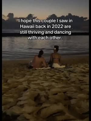 ❤️ if you see this, let me know you’re thriving! #hawaiicouple #hawaii #waikiki #december2022