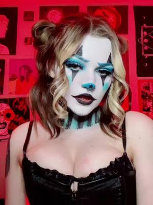 Oh we are back baby  #artsamantha #clowngirl #clowntok #clowncheck #clownmakeup #clowningaround #icp #whoopwhoop #juggalette #aiaudio 