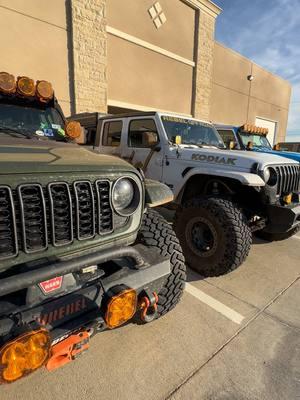 A weekend well spent on the trails! We headed to Barnwell Mountain this past weekend for a 101 class and to grab some footage for YouTube.  #rebeloffroad #jeepgladiator #offroad #barnwellmountain #trails #4x4 #jeeplife #texas #fortworth #GilmerTexas 