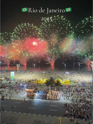 Happy new year! #brasil #riodejaneiro #rio #newyear #2025 #copacabana #firework #cuetes #felizanonovo #felizañonuevo #thebest #amazing #Love #satisfaction #tritsie #tritsiearlete #tritsiearletesfamily #milehighfamily #themilehighfamily #viral #trending #fypシ #fyp #paratiiiiiiiiiiiiiiiiiiiiiiiiiiiiiii #paratii 