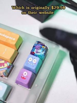 Now I have to buy more blind boxes to get the keycap I want - This is such a steal 😭 . . . This is satire 😅 --- BLIND BOX - BUY MORE & SAVE MORE ✨1 Blind box: $15 ✨2 Blind boxes: $28,5 ✨3 Blind boxes: $41.85 ✨5 Blind boxes: $67.50 Only January 2025 --- #hirosart #gamers #GamingSetup #mechanicalkeyboard #blindbox #resinart #anime #Pokemonfans #GengarPokemon #gaming #gaminggirls