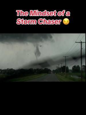 #tornado #tornadotok #stormchaser #fyp #illinois #elmwood #lightning #EF2 