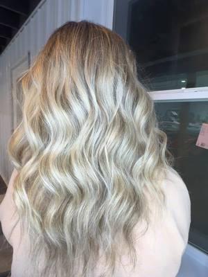 Do besties hair w me!!🥰🥰 #redkin #shadeseq #framar #oliviagarden #balayage #teasylights #blonde #kenraprofessional 