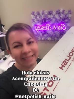 Unboxing mi nueva lámpara de  @Notpolishinc  @notpolish_mikey  @Notpolish_nail  #nailtechnician #explorepage✨ #nailsnailsnails #hemetnails #notpolish #uñasacrilicas #uñas #latinanails