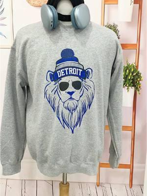 Detroit Football Teams 🤩🏈❤️‍🔥😎 #football #funnyfootball #fyp #detroit #detroitlions #shirt #iconicfootball #championhype #lions #lion #sportshirt #lionsports #football #destroitlion #viral #jyp #foryou #footballshirt #SuperBowl #trending